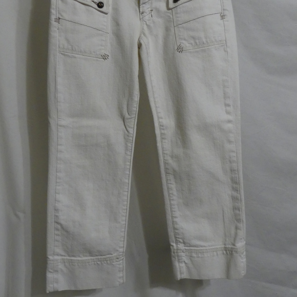 Capri pants, white denim, Size 26 - Picture 2 of 4